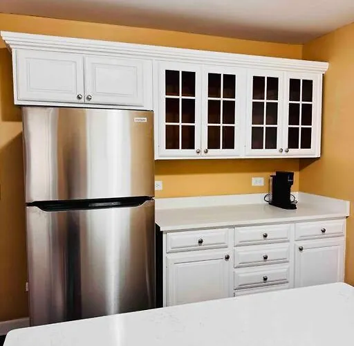 Convenient Near Chicago Ohare Airport With King Beds And Coffee Villa *