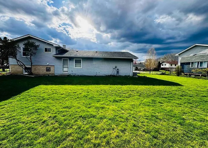Convenient Near Chicago Ohare Airport With King Beds And Coffee Villa *